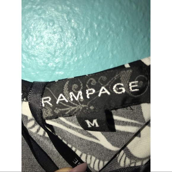 RAMPAGE top - Picture 5 of 5
